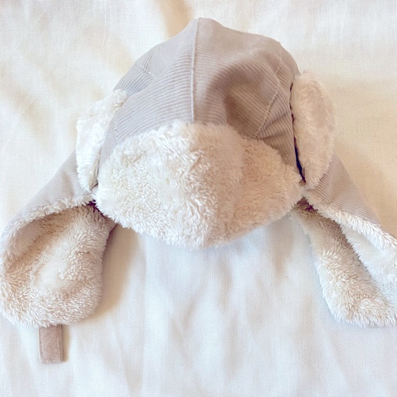 Burberry Baby Trapper Hat NWT - Picture 3 of 8